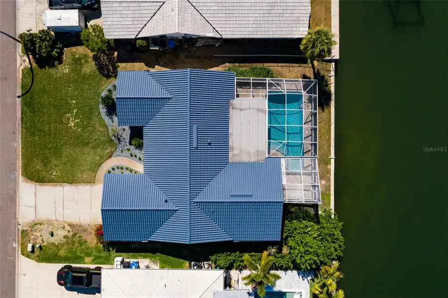 1985 Michigan Avenue Ne, Saint Petersburg, FL 33703 - #3