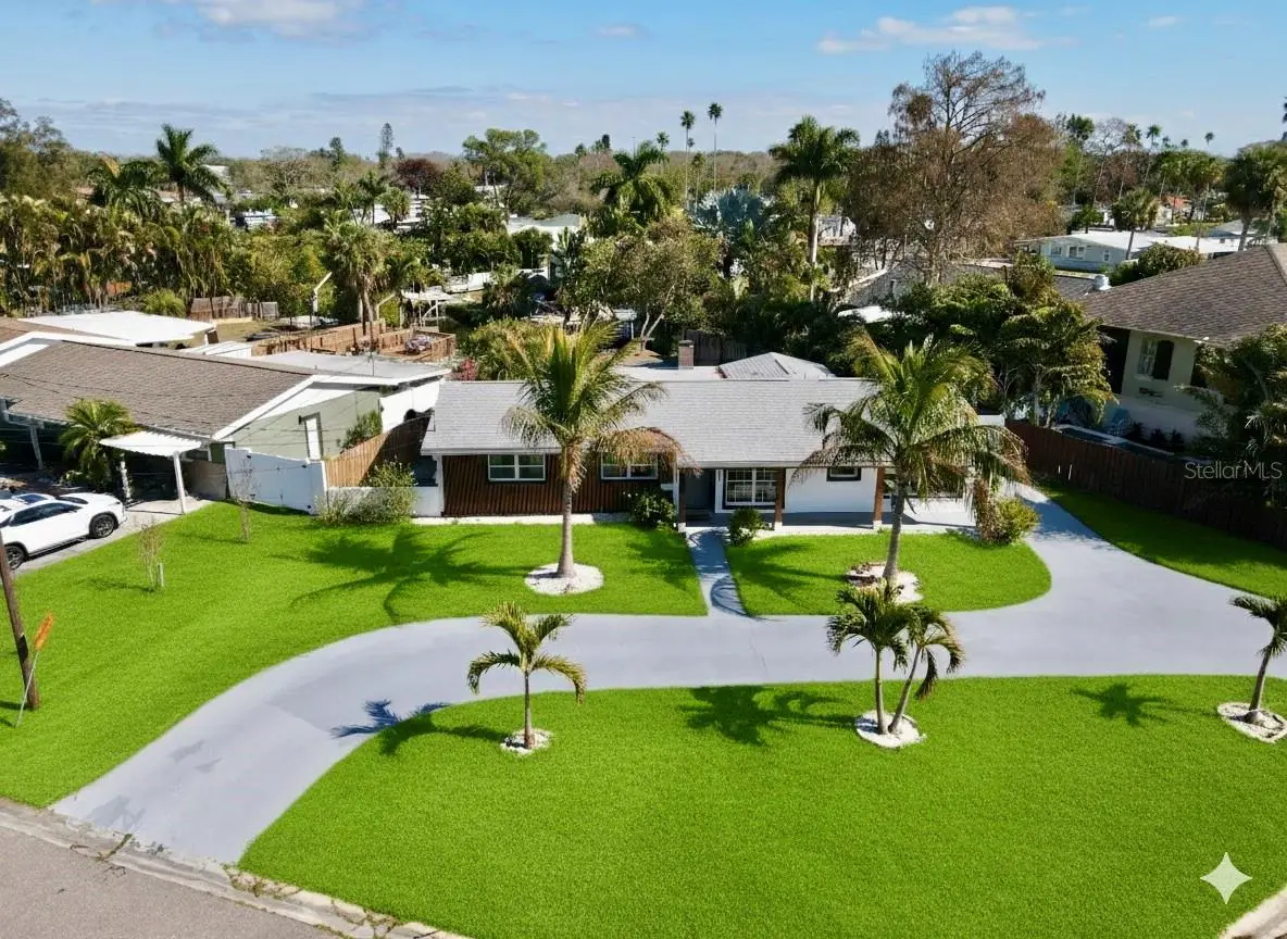 1500 Carson Circle Ne, Saint Petersburg, FL 33703 - #1