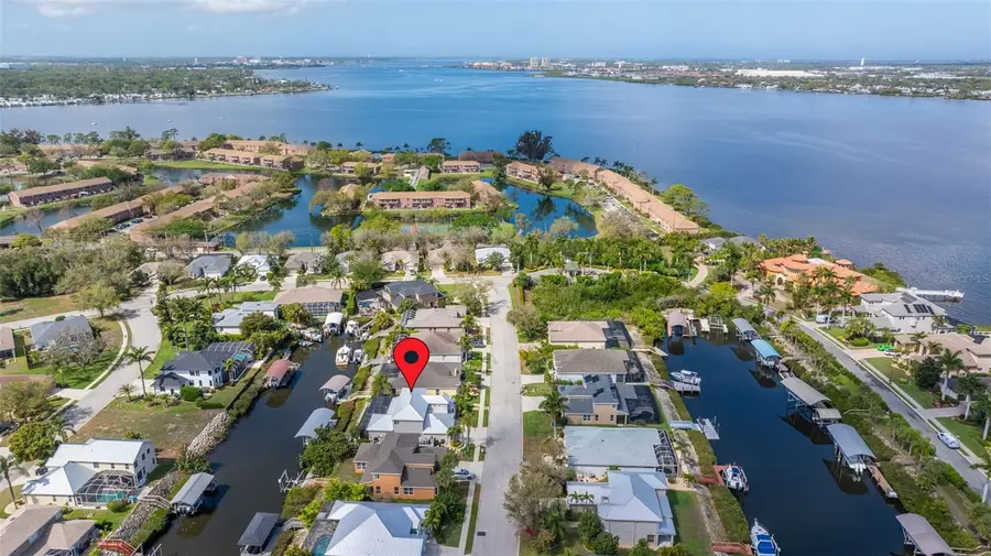 3624 5th Avenue Ne, Bradenton, FL 34208 - #2