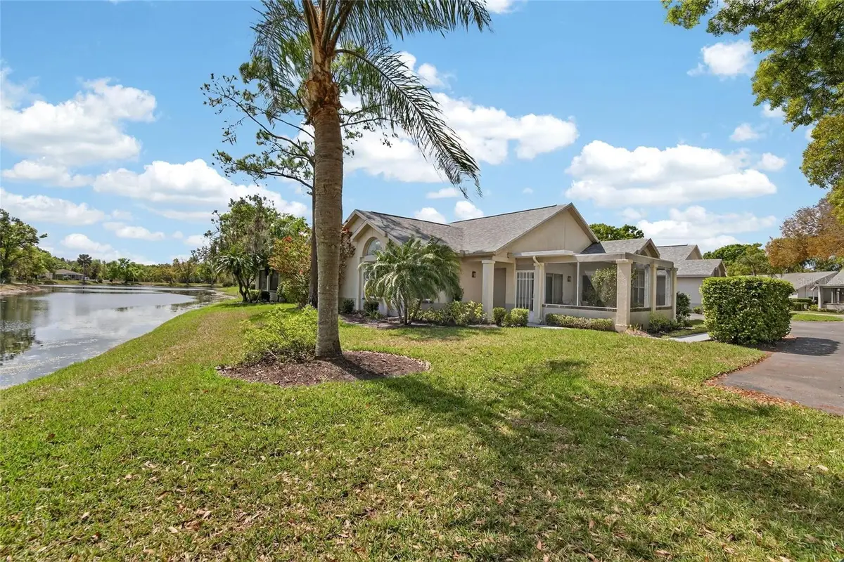 1122 Golfview Woods Drive #1122, Sun City Center, FL 33573 - #1