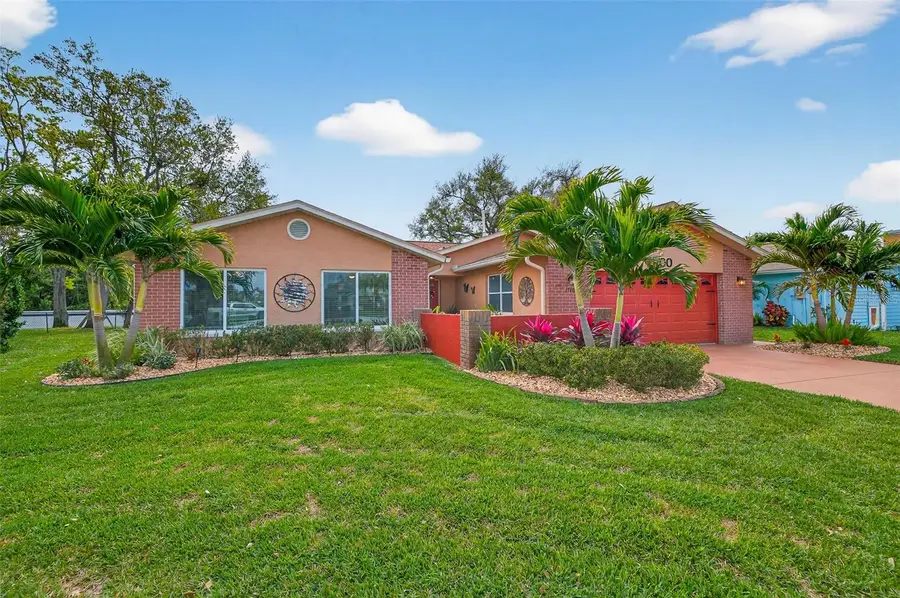 1700 Glen Lakes Boulevard N, Saint Petersburg, FL 33702 - #3