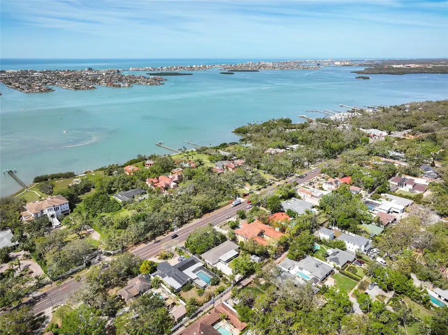 1433 Park Street N, Saint Petersburg, FL 33710 - #2