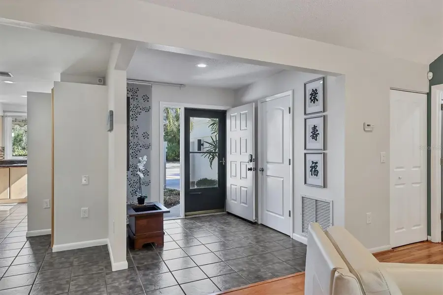 4540 Ascot Circle N, Sarasota, FL 34235 - #3