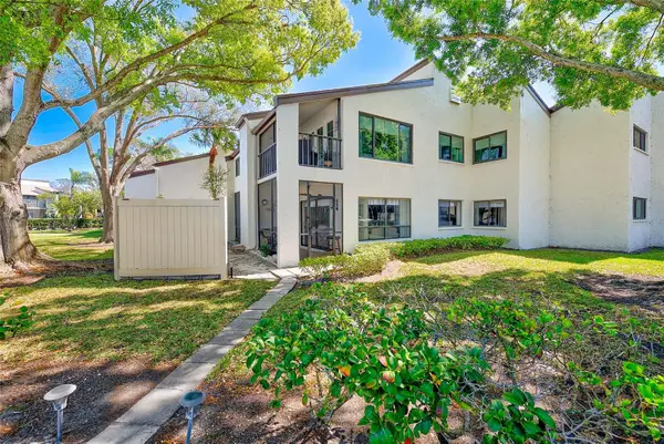 700 Starkey Road #1216, LARGO, FL 33771