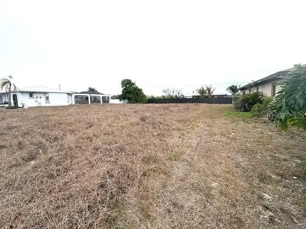 20223 Midway Boulevard, PORT CHARLOTTE, FL 33952