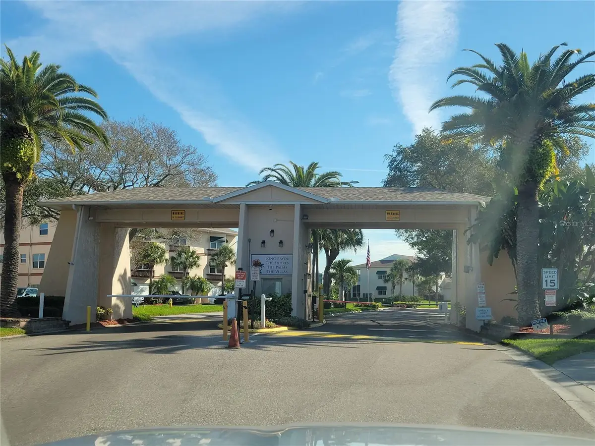 10032 65th Avenue N #8, Saint Petersburg, FL 33708 - #1