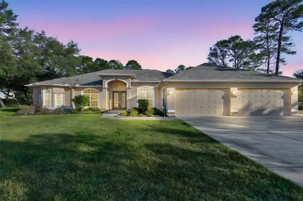 11235 Warm Wind Way, WEEKI WACHEE, FL 34613