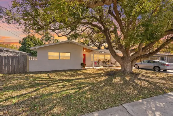 1801 S Lake Avenue, CLEARWATER, FL 33756