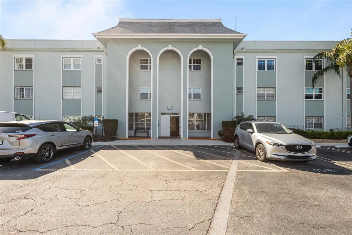 1706 Belleair Forest Drive #202, Belleair, FL 33756 - #1