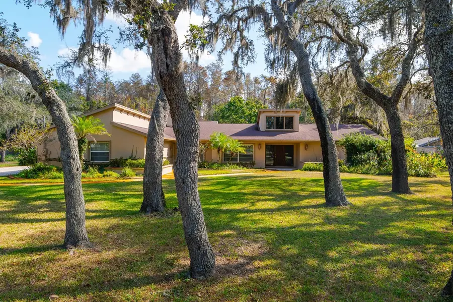 10206 Lakeview Drive, New Port Richey, FL 34654 - #3