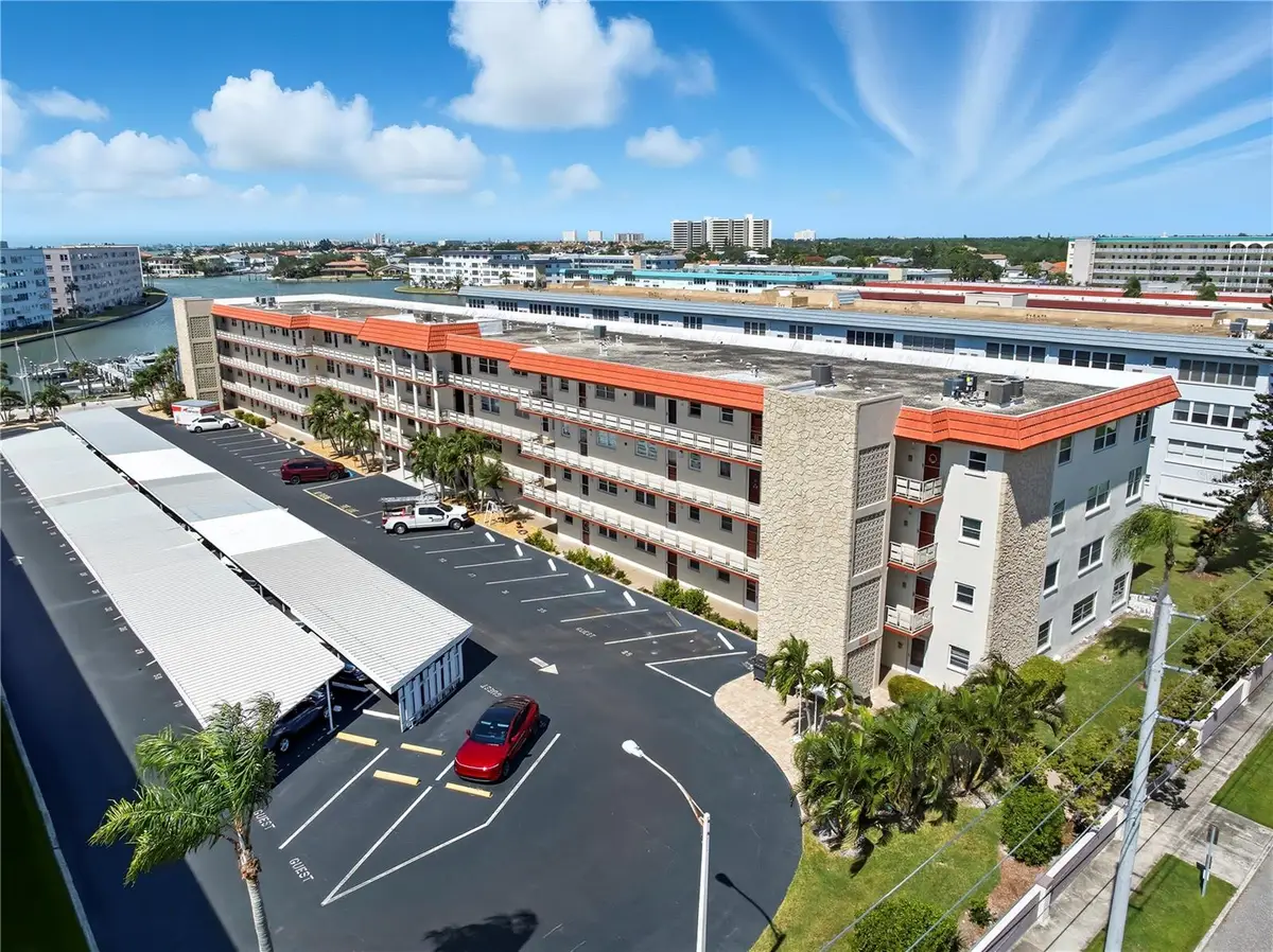 3114 59th Street S #302, Gulfport, FL 33707 - #1