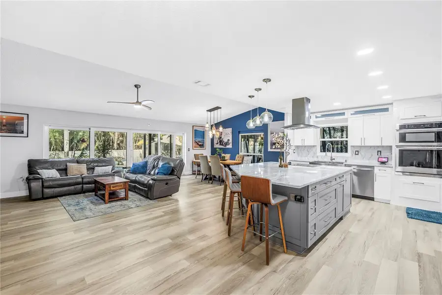 6821 N Circle Creek Dr, Pinellas Park, FL 33781 - #3