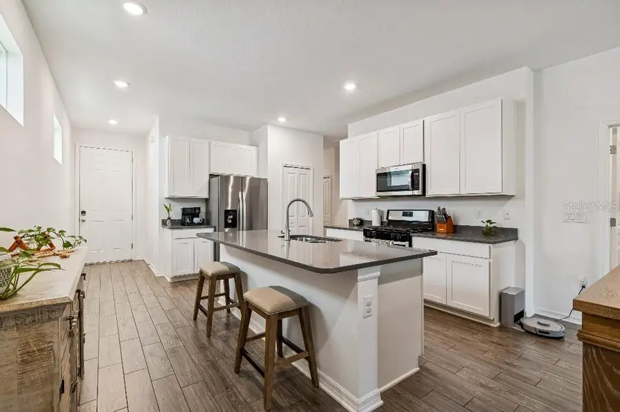 5411 Los Robles Court, Palmetto, FL 34221 - #3