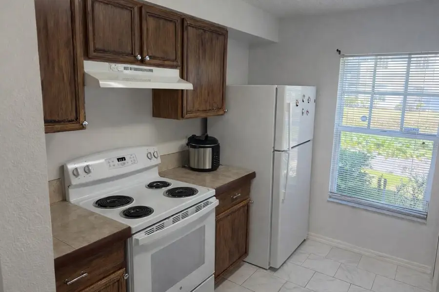 7135 Waterside Drive, Tampa, FL 33617 - #3