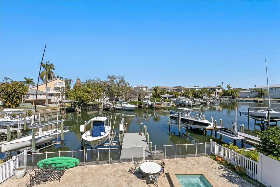 1867 Bayou Grande Boulevard Ne, Saint Petersburg, FL 33703 - #3