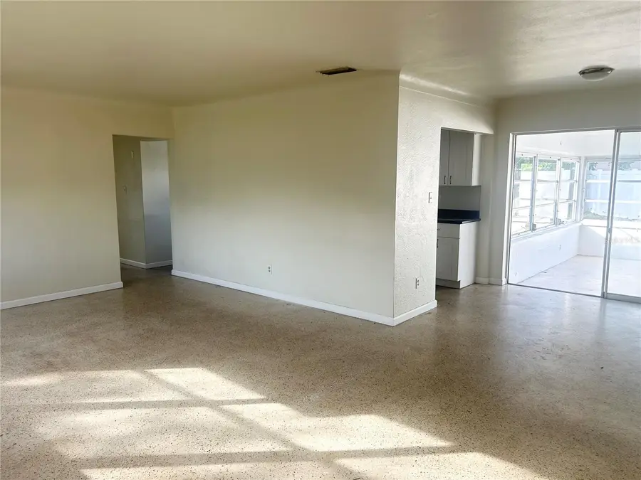 1200 63rd Avenue N, Saint Petersburg, FL 33702 - #3