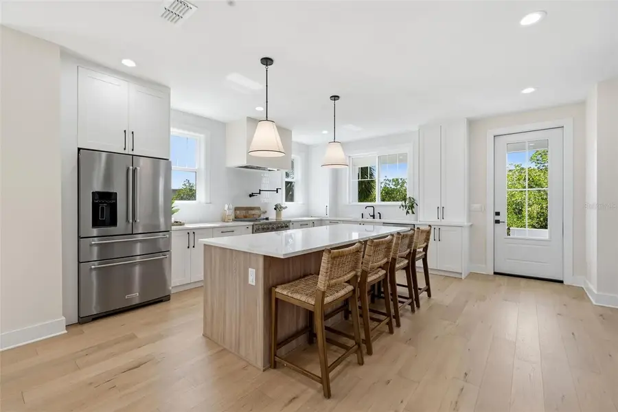 1811 Bayou Grande Boulevard Ne, Saint Petersburg, FL 33703 - #3