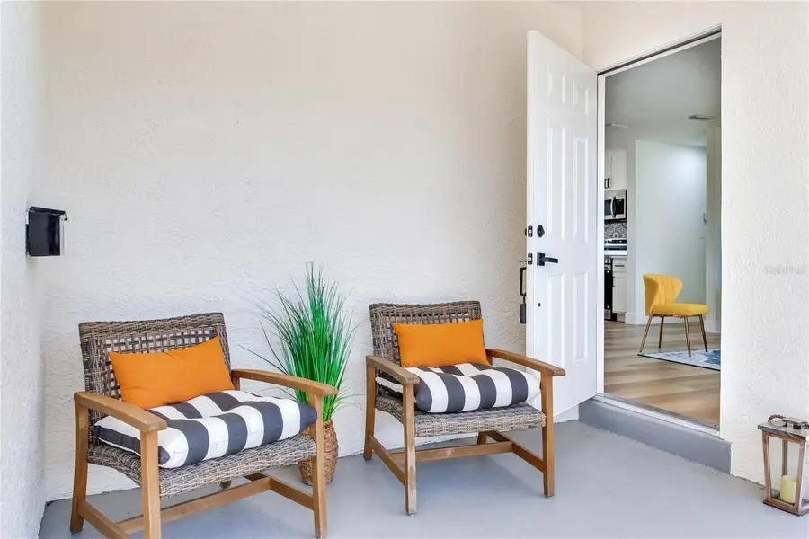 7201 10th Street N, Saint Petersburg, FL 33702 - #2