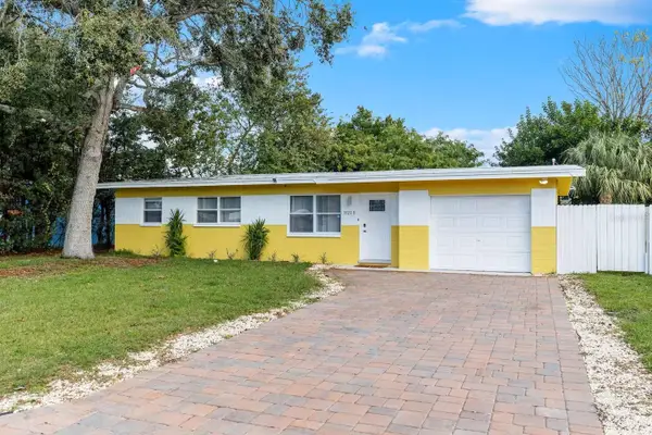 8215 Quail Road, SEMINOLE, FL 33777