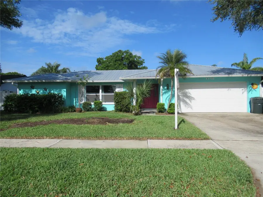 1250 Dinnerbell Lane E, Dunedin, FL 34698 - #2
