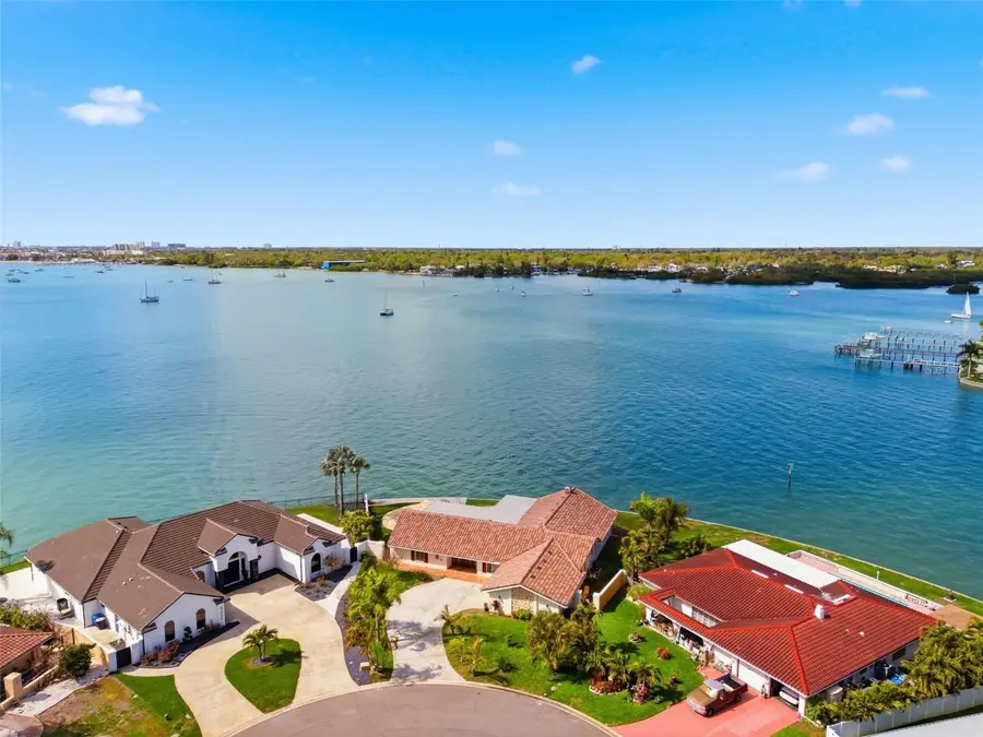 4201 45th Street S, Saint Petersburg, FL 33711 - #2