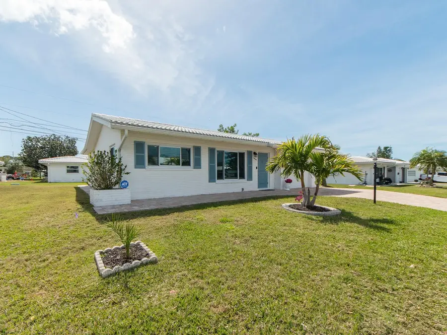 14104 88th Avenue, Seminole, FL 33776 - #3