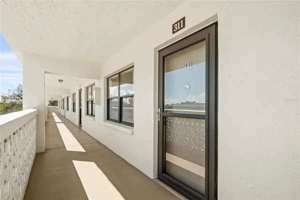 4910 Bay Street Ne #311, ST PETERSBURG, FL 33703