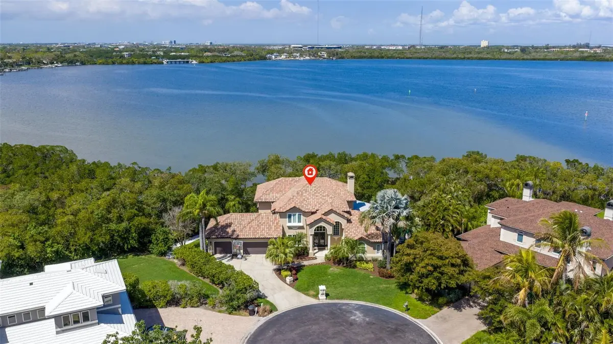 1285 Gasparilla Drive Ne, Saint Petersburg, FL 33702 - #1