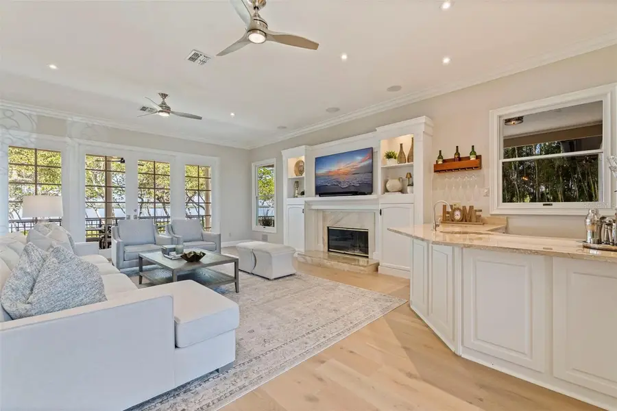 1285 Gasparilla Drive Ne, Saint Petersburg, FL 33702 - #3