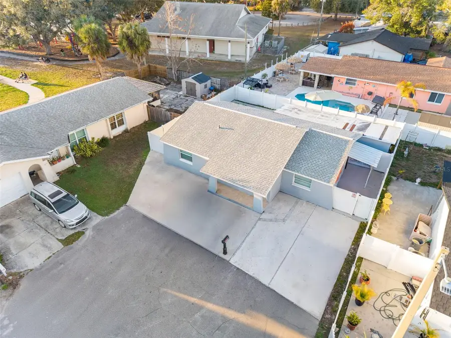 10113 Royal Acres Court, Tampa, FL 33615 - #2