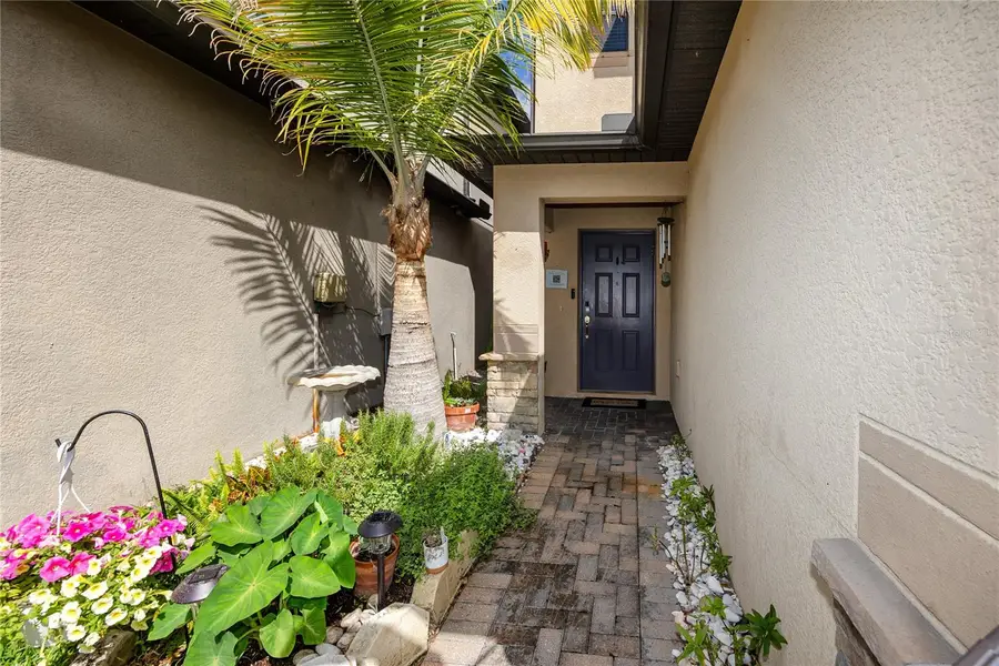 2753 Hampton Green Lane, Brandon, FL 33511 - #2