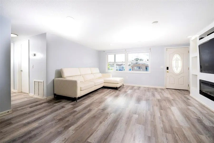 4301 Westwood Drive, Holiday, FL 34691 - #2