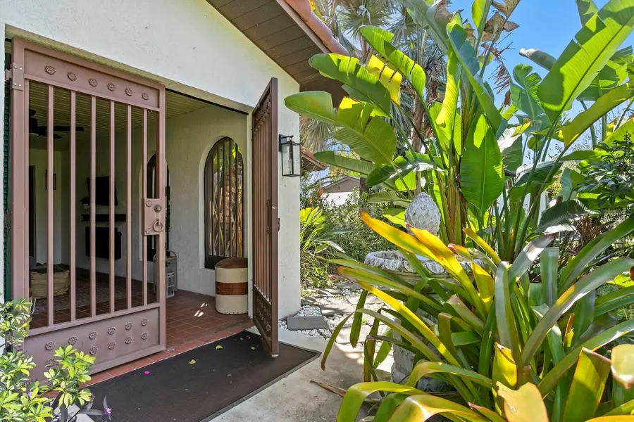 7915 Flowerfield Drive, Tampa, FL 33615 - #3