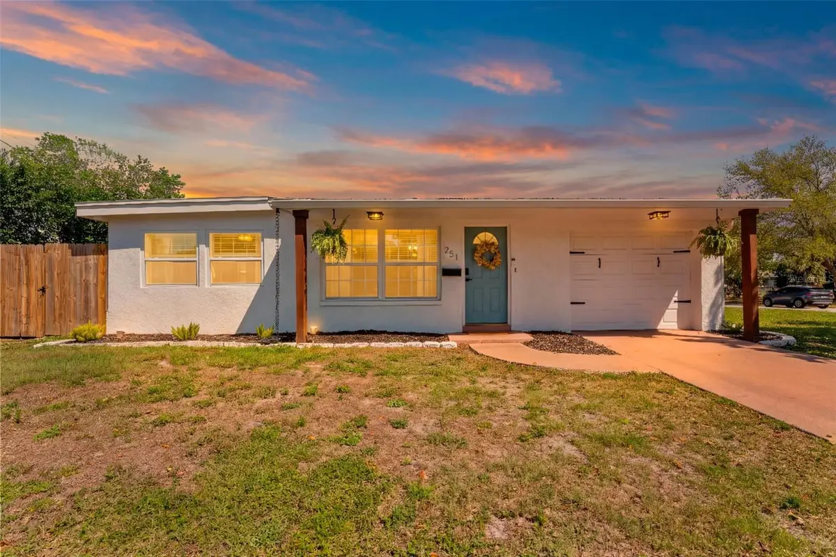 251 Davison Avenue Ne, Saint Petersburg, FL 33703 - #1