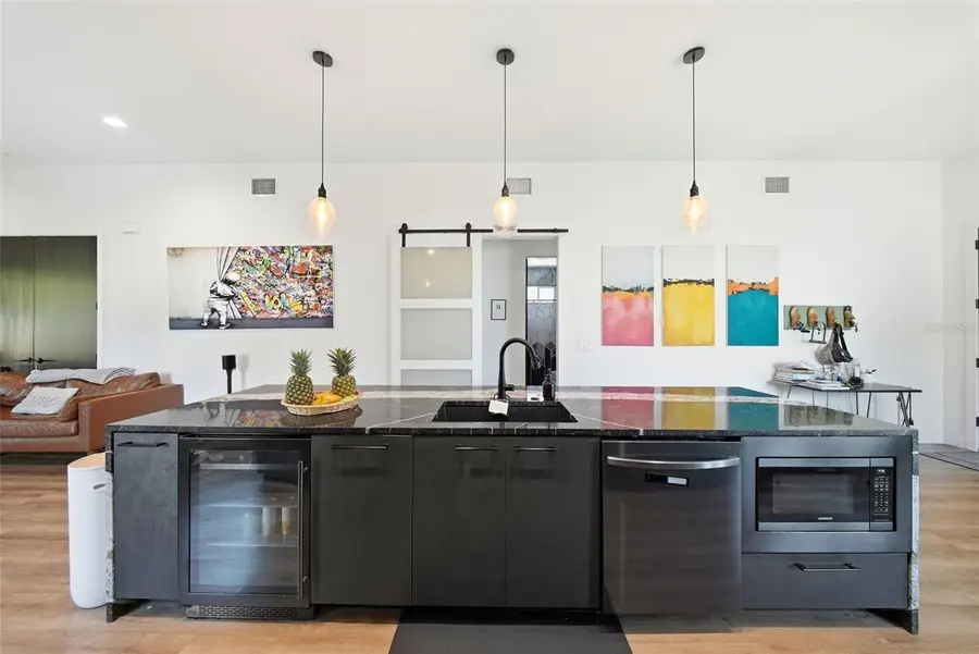 532 31st Street S, Saint Petersburg, FL 33712 - #3