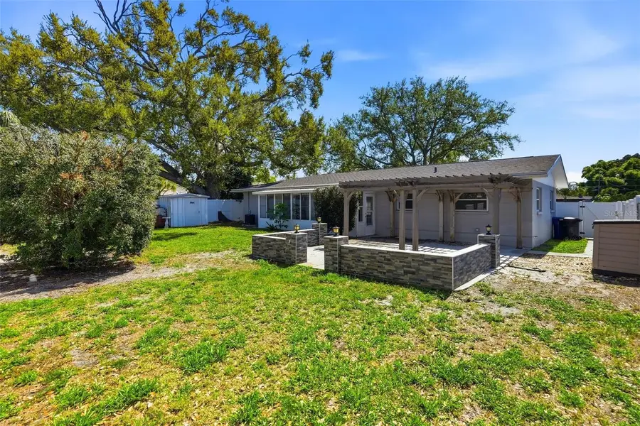 2483 66th Terrace S, Saint Petersburg, FL 33712 - #2