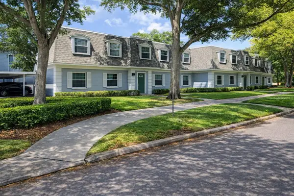 1712 Belleair Forest Drive #A, BELLEAIR, FL 33756