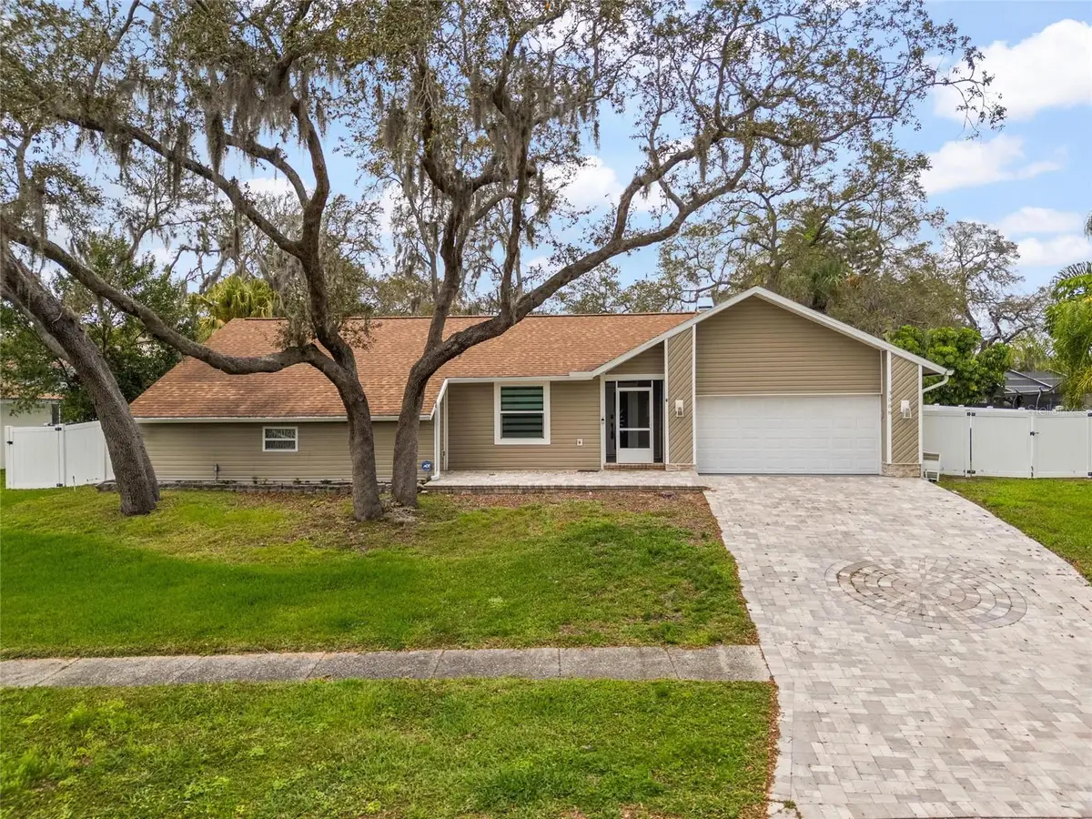 3088 Enisglen Drive, Palm Harbor, FL 34683 - #1