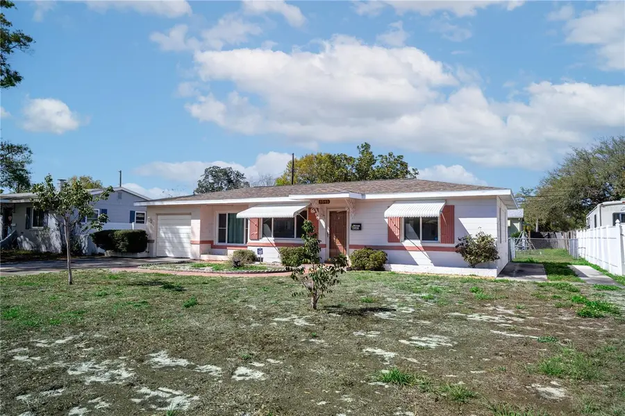 4545 25th Avenue N, Saint Petersburg, FL 33713 - #2