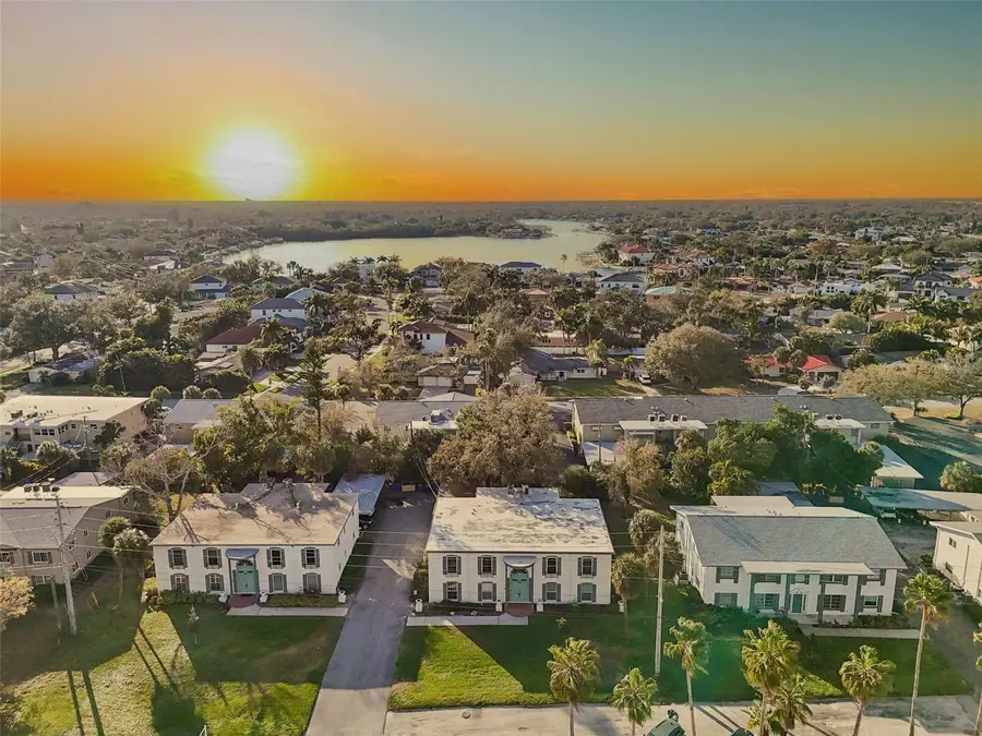 1338 Snell Isle Boulevard Ne #2, Saint Petersburg, FL 33704 - #2