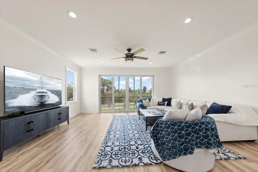 1297 Savona Drive Ne, Saint Petersburg, FL 33702 - #2