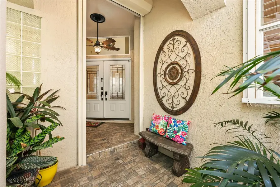 380 Fan Palm Court Ne, Saint Petersburg, FL 33703 - #3