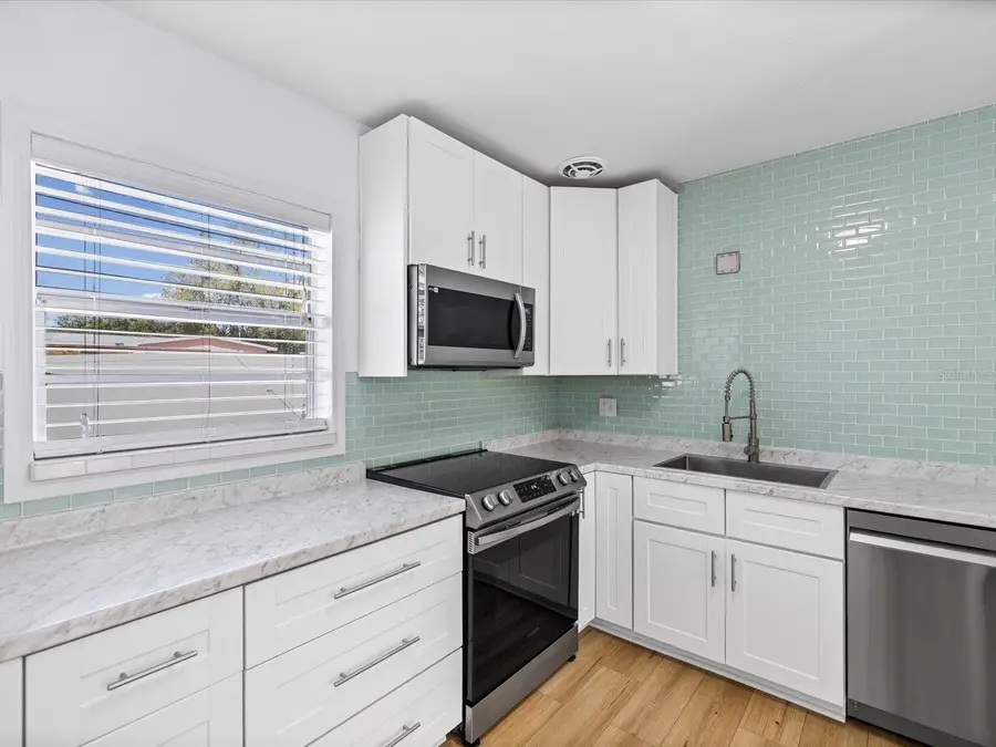 530 Lexington Street, Dunedin, FL 34698 - #3