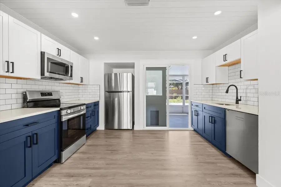 124 85th Avenue N, Saint Petersburg, FL 33702 - #3