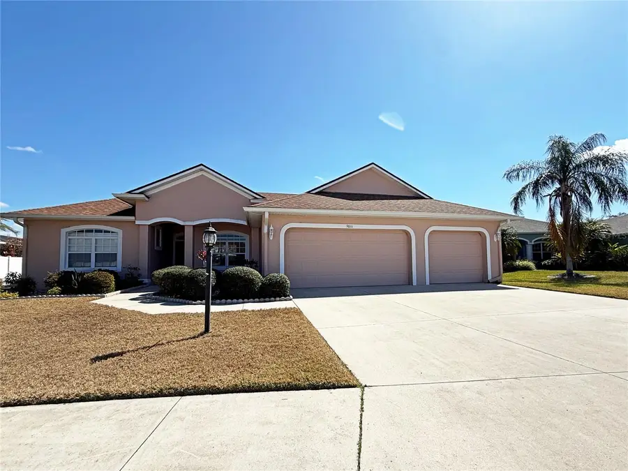 9011 Province Street, Sarasota, FL 34240 - #2