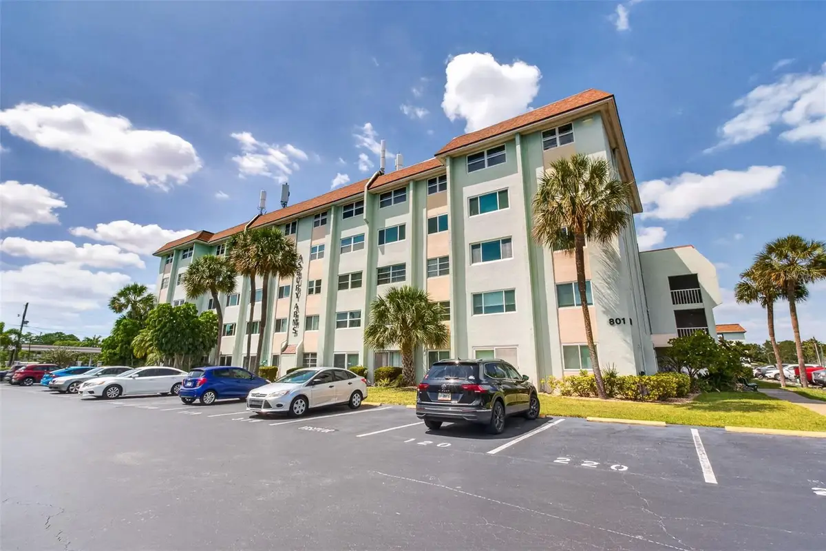 801 83rd Avenue N #508, Saint Petersburg, FL 33702 - #1