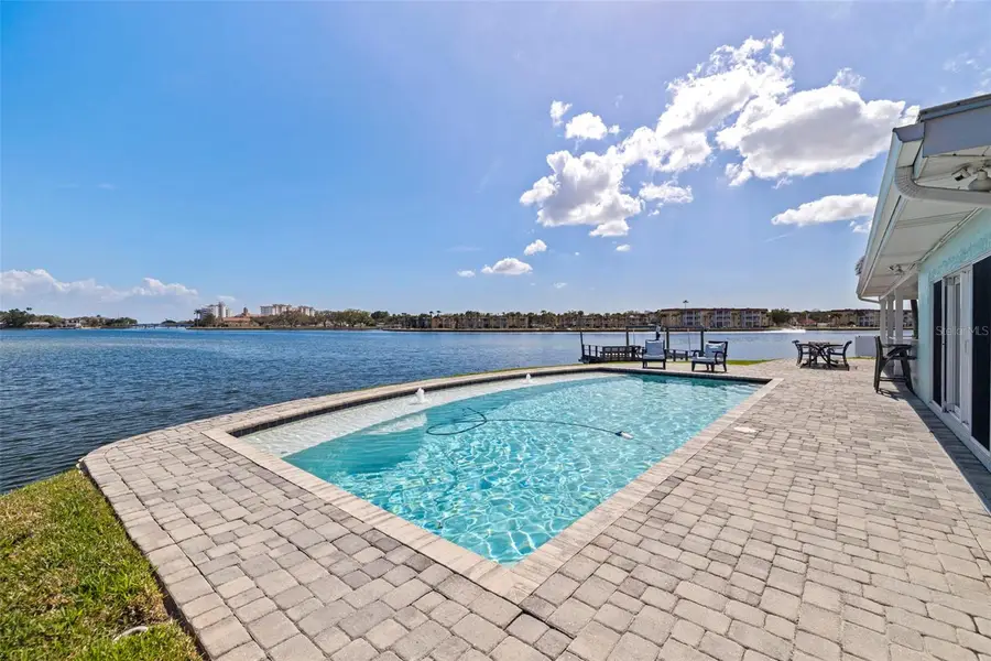 3901 14th Street Ne, Saint Petersburg, FL 33703 - #2