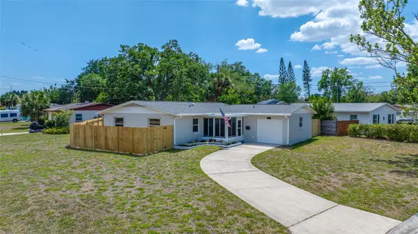 1100 81st Avenue N, ST PETERSBURG, FL 33702