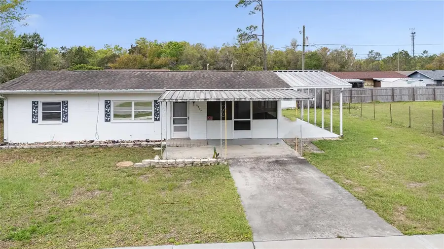 6035 10th Street, Zephyrhills, FL 33542 - #2