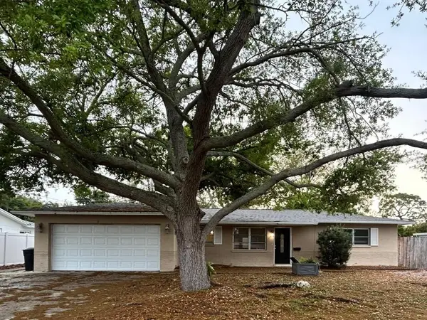 6801 17th Street S, ST PETERSBURG, FL 33712